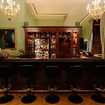 Schlosshotel Hugenpoet