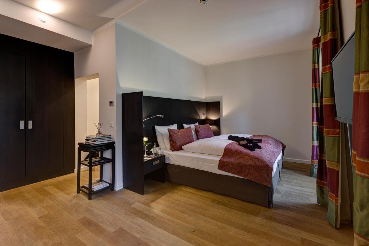 Hugenpoet Hotel